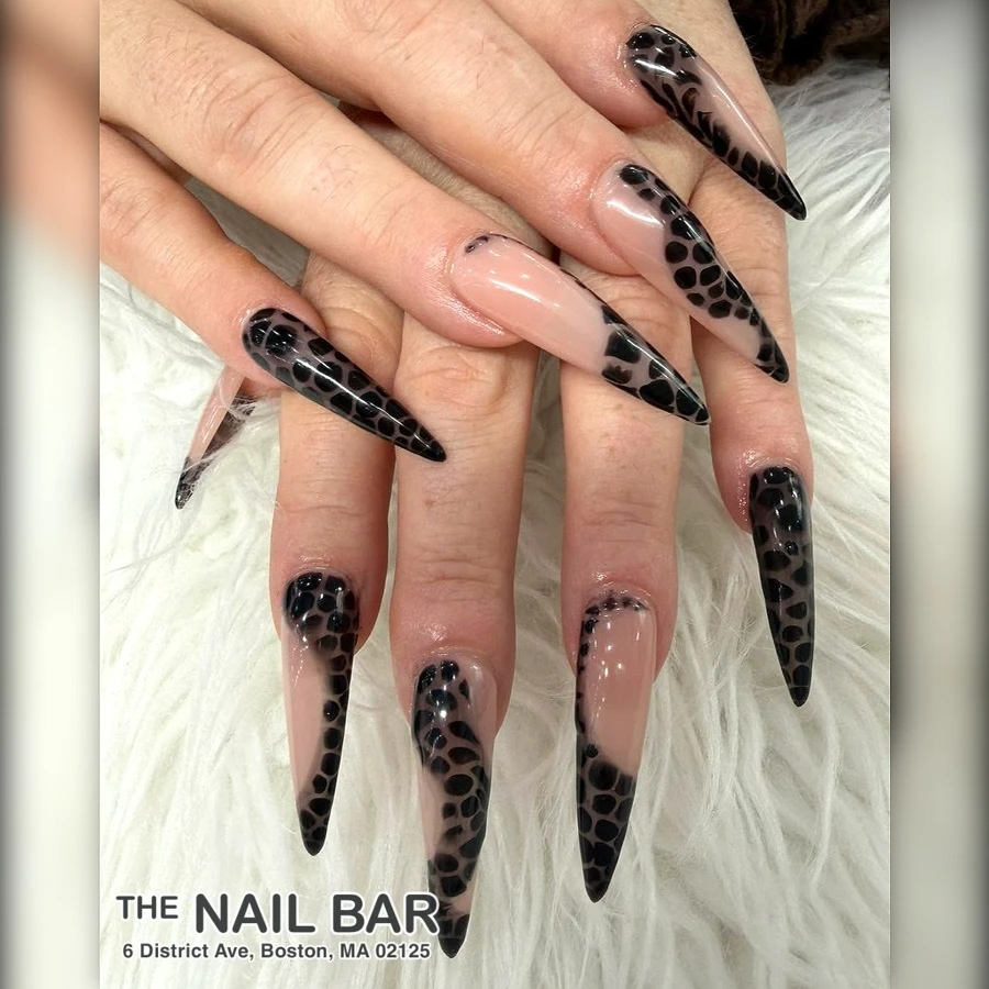 The nail bar